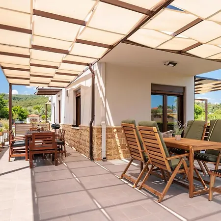 Arteon Villa *
