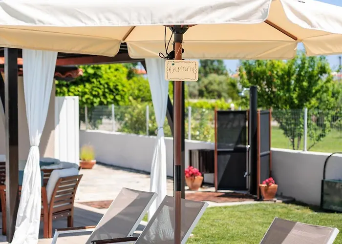 Arteon 圣尼古拉奥斯